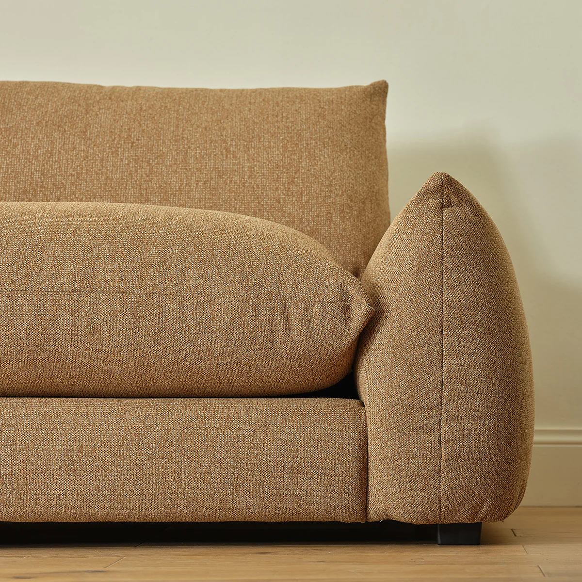 Gerades 3-Sitzer-Sofa aus hellbraunem meliertem Strukturstoff - Image 5