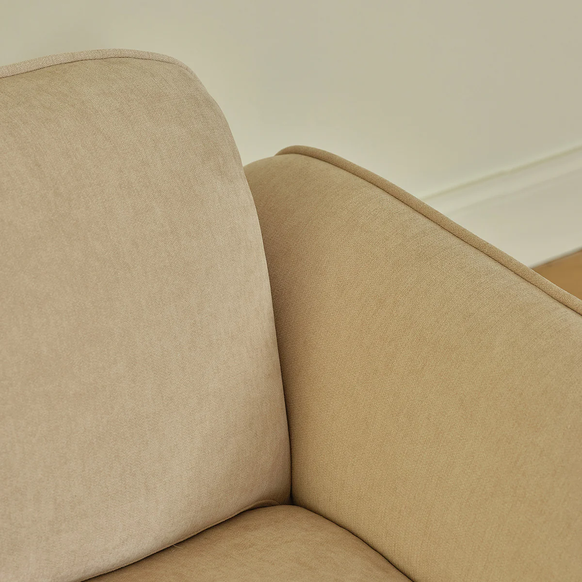 Gerades 3-Sitzer-Sofa aus beige meliertem Samt - Image 5