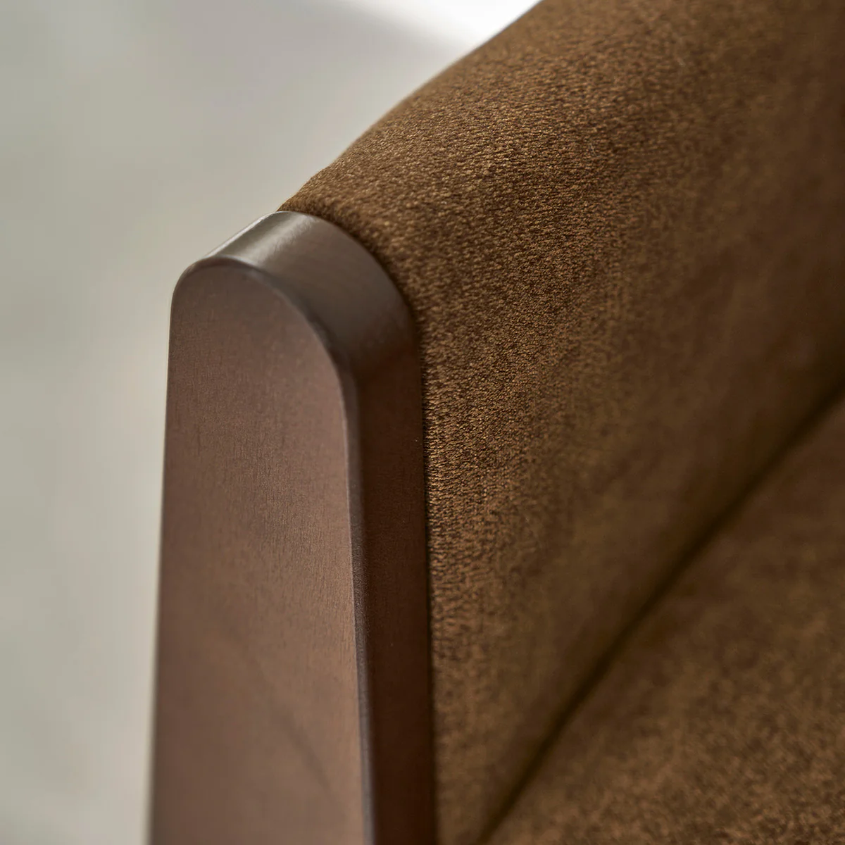 Gerades 3-Sitzer-Sofa aus Massivholz und bronzefarbenem Samtstoff - Image 5