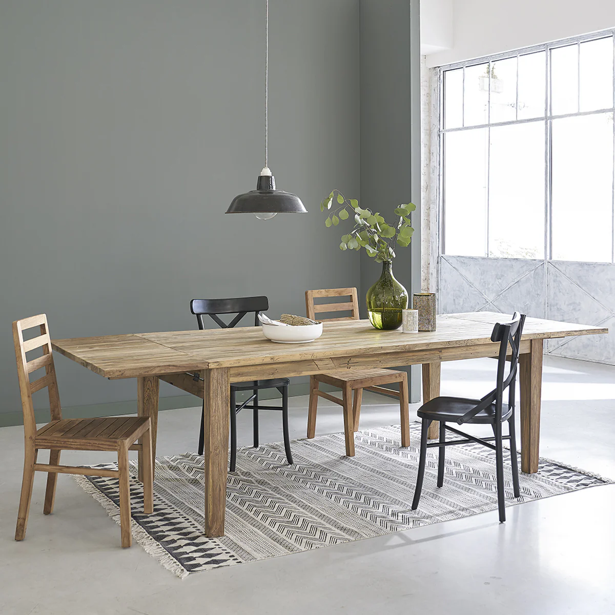 Ausziehbarer Tisch aus massivem recyceltem Teakholz 14 pers. - Image 3