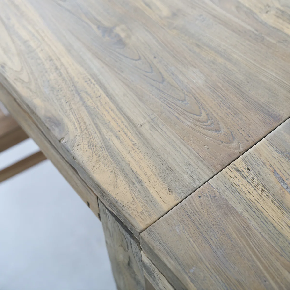 Ausziehbarer Tisch aus massivem, recyceltem Teakholz 10 pers. - Image 5