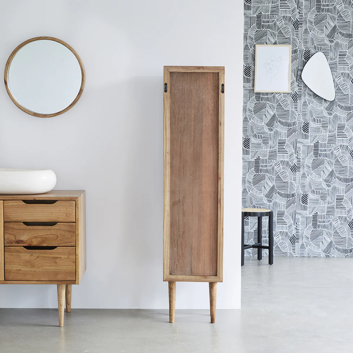 Badezimmer-Hochschrank aus massivem Mindi und mit Rohrgeflecht 150 cm - Image 5