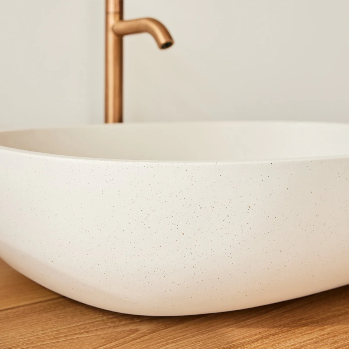 Ovale Waschbecken aus Beton in Beige 50cm - Image 3