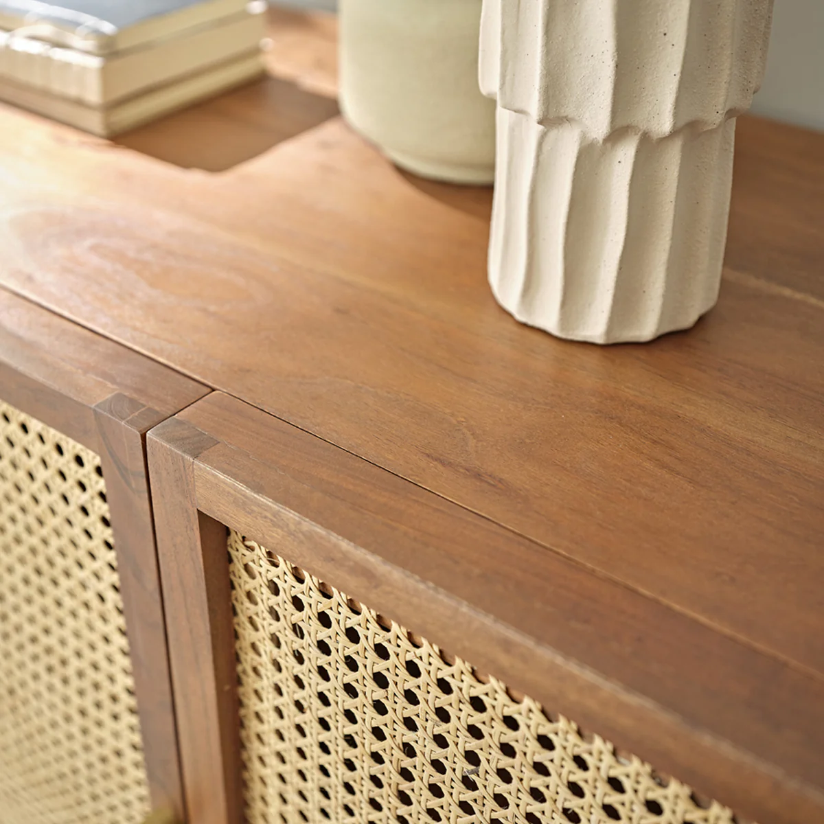 Sideboard aus massivem Akazienholz mit Nussbaum-Oberfläche und Rohrgeflecht 120 cm - Image 5