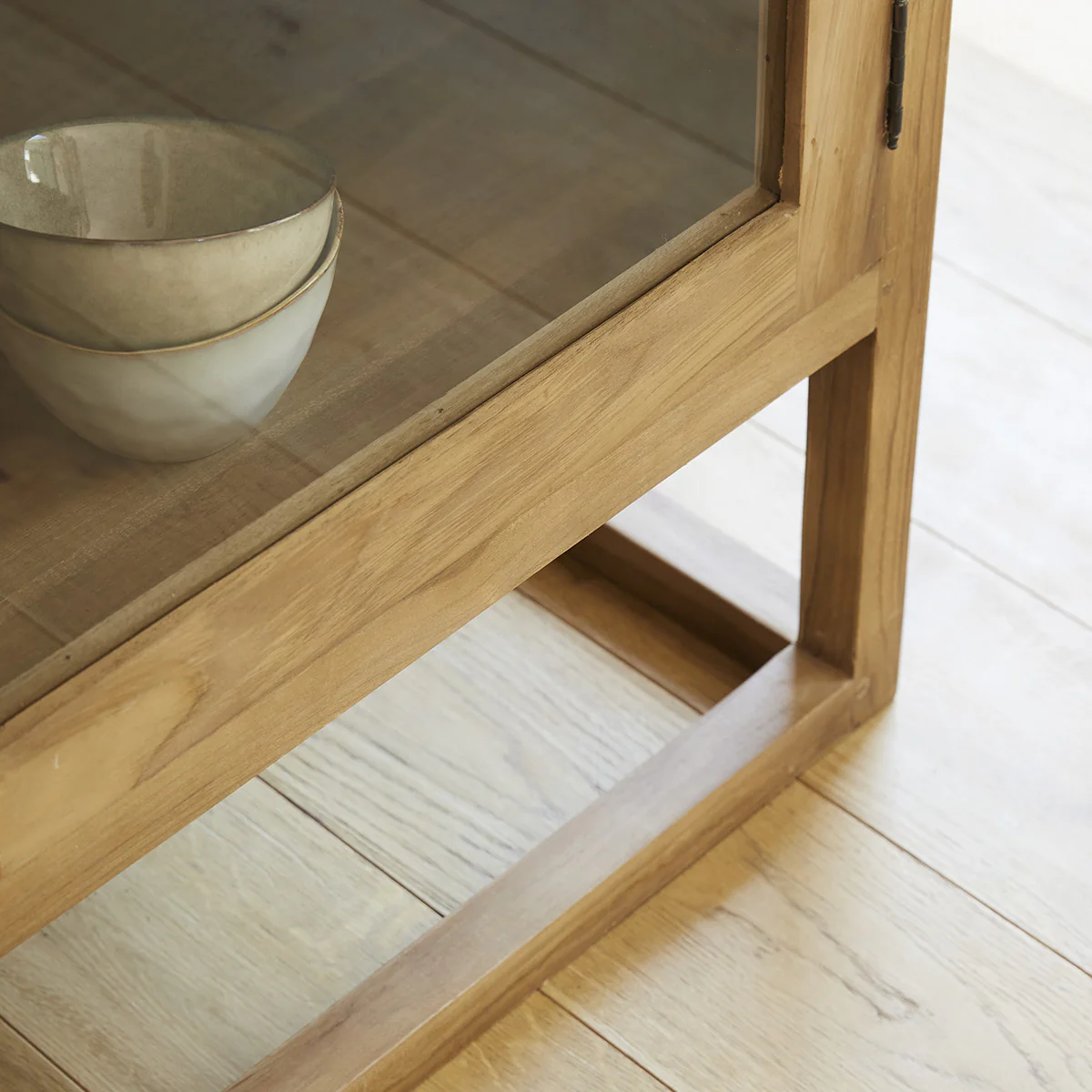 Buffet aus massivem Teakholz und Glas 120 cm - Image 6