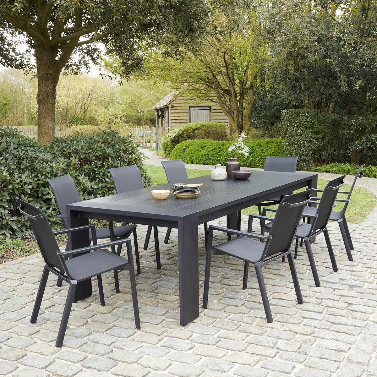Gartentisch aus schwarzem Aluminium mit 8 Sitzplätzen - Image 4