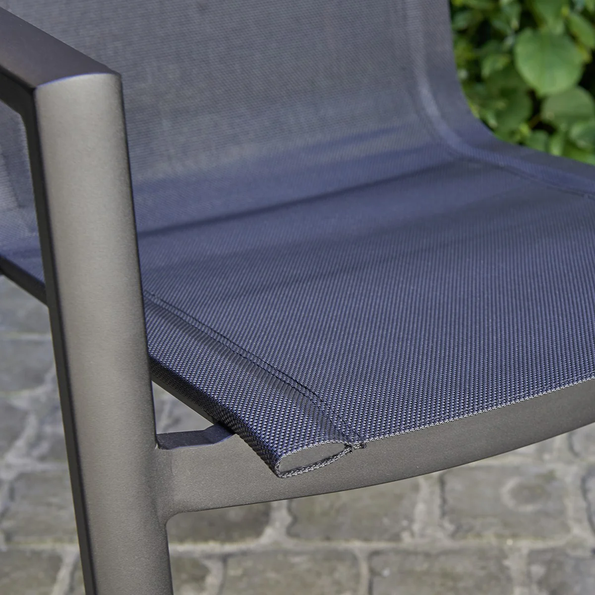 Gartensessel aus Aluminium und grauem Textilene - Image 4