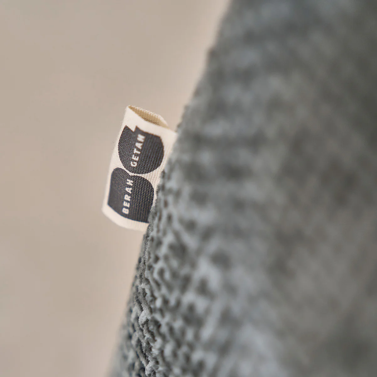 Gerades 3-Sitzer-Sofa aus grün-grauem gewebtem Samt - Image 7