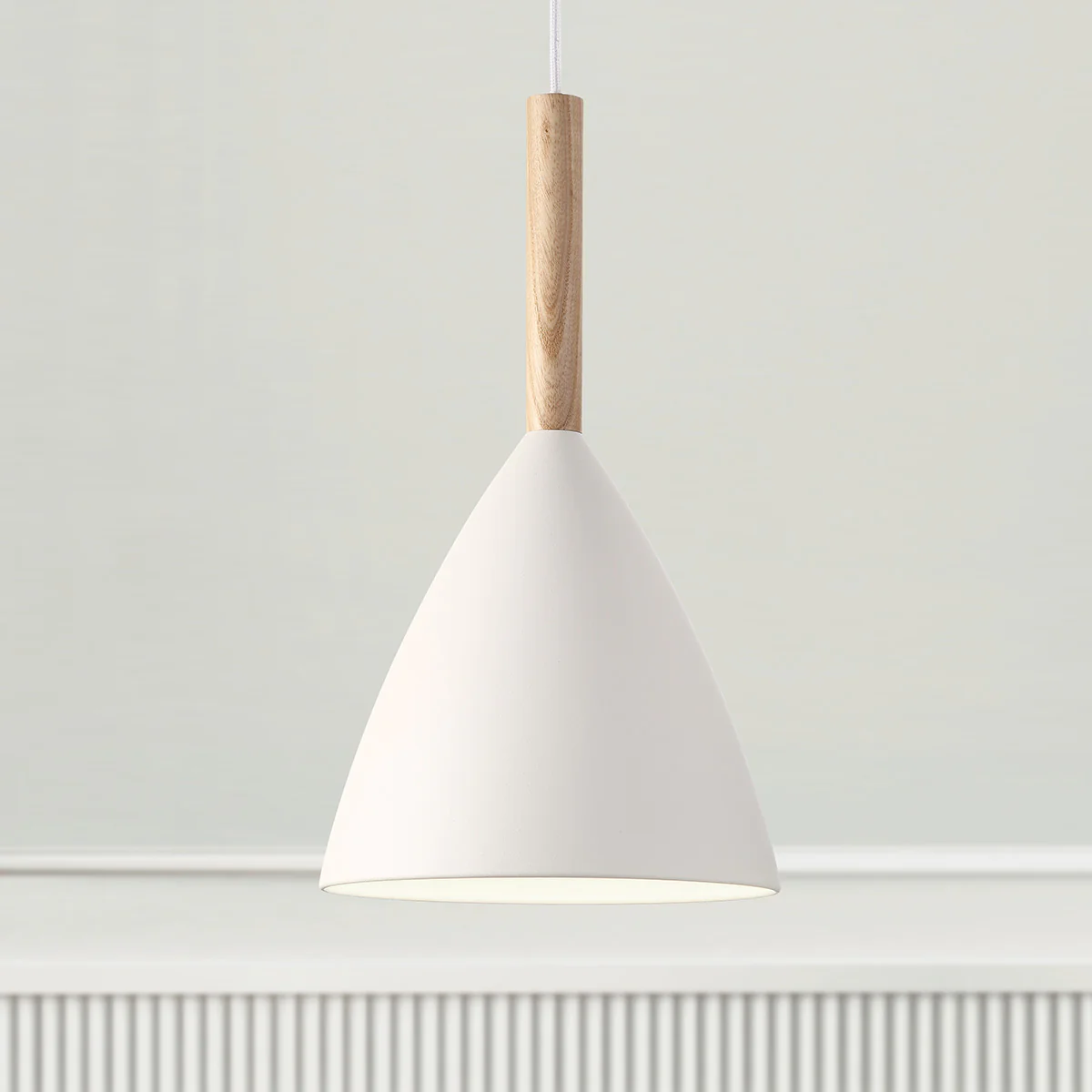 Hängeleuchte aus Metall und Holz - 20 cm weiss