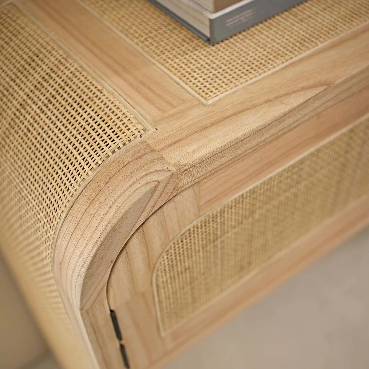 Konsole aus massivem Mindi und Rohrgeflecht 140 cm - Image 5