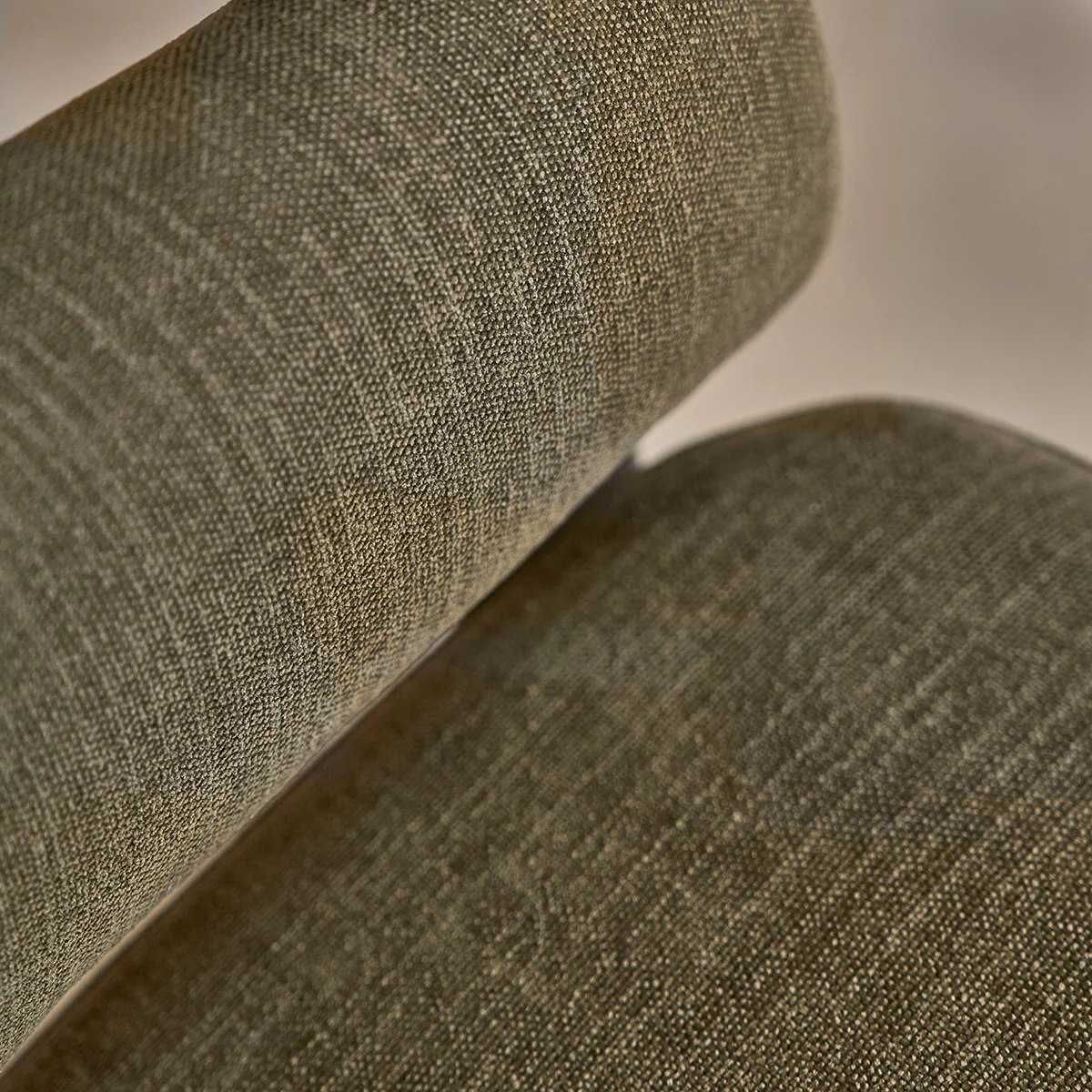Sessel aus massiver Eiche mit Nussbaum-Finish und khakifarbenem Chenille-Stoff - Image 6