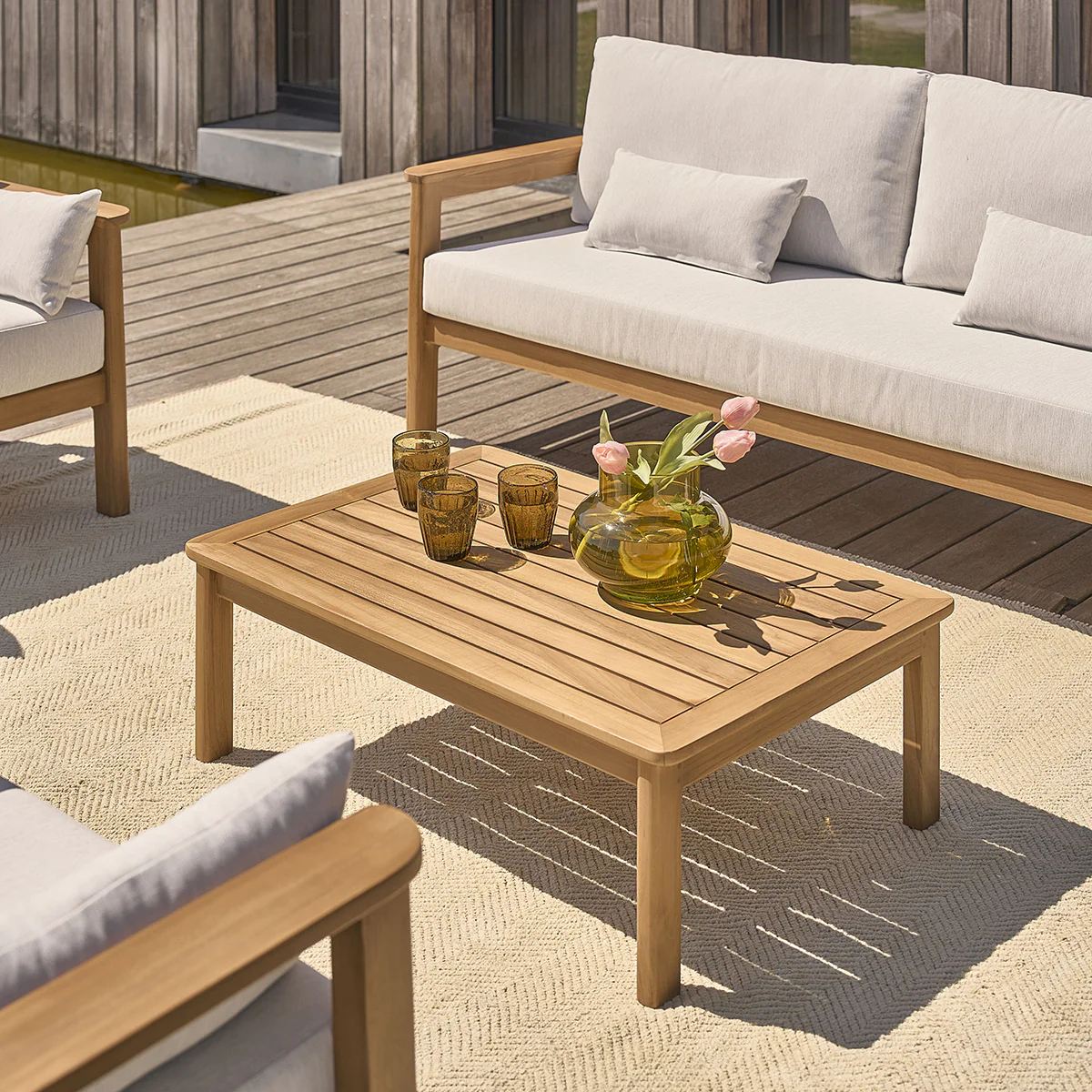 Niedrige Gartenmöbel aus massivem Teakholz mit Kissen - Image 5