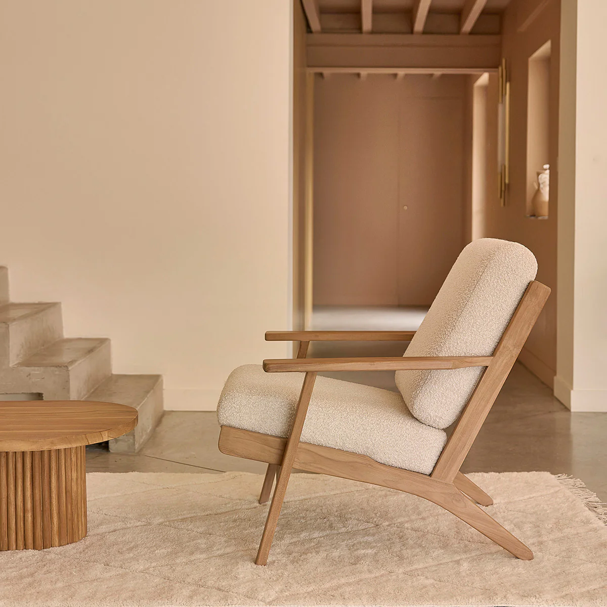 Sessel aus massivem Teakholz und Bouclé-Stoff - Image 3