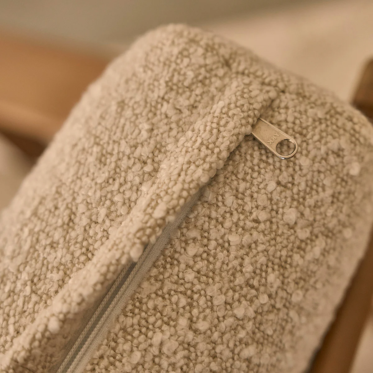 Sessel aus massivem Teakholz und Bouclé-Stoff - Image 6