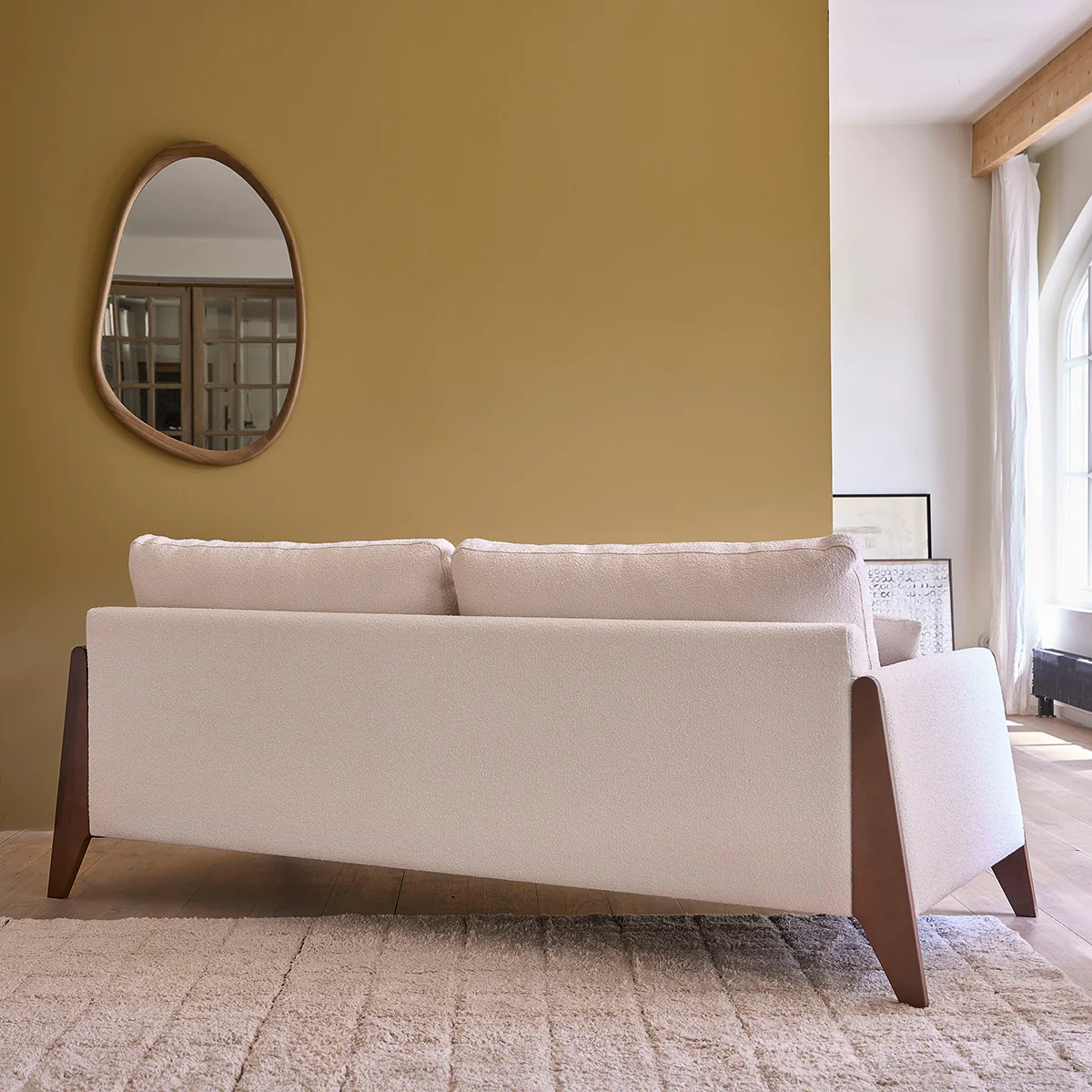 Gerades 3-Sitzer-Sofa aus Massivholz und weißem Bouclé-Stoff - Image 4