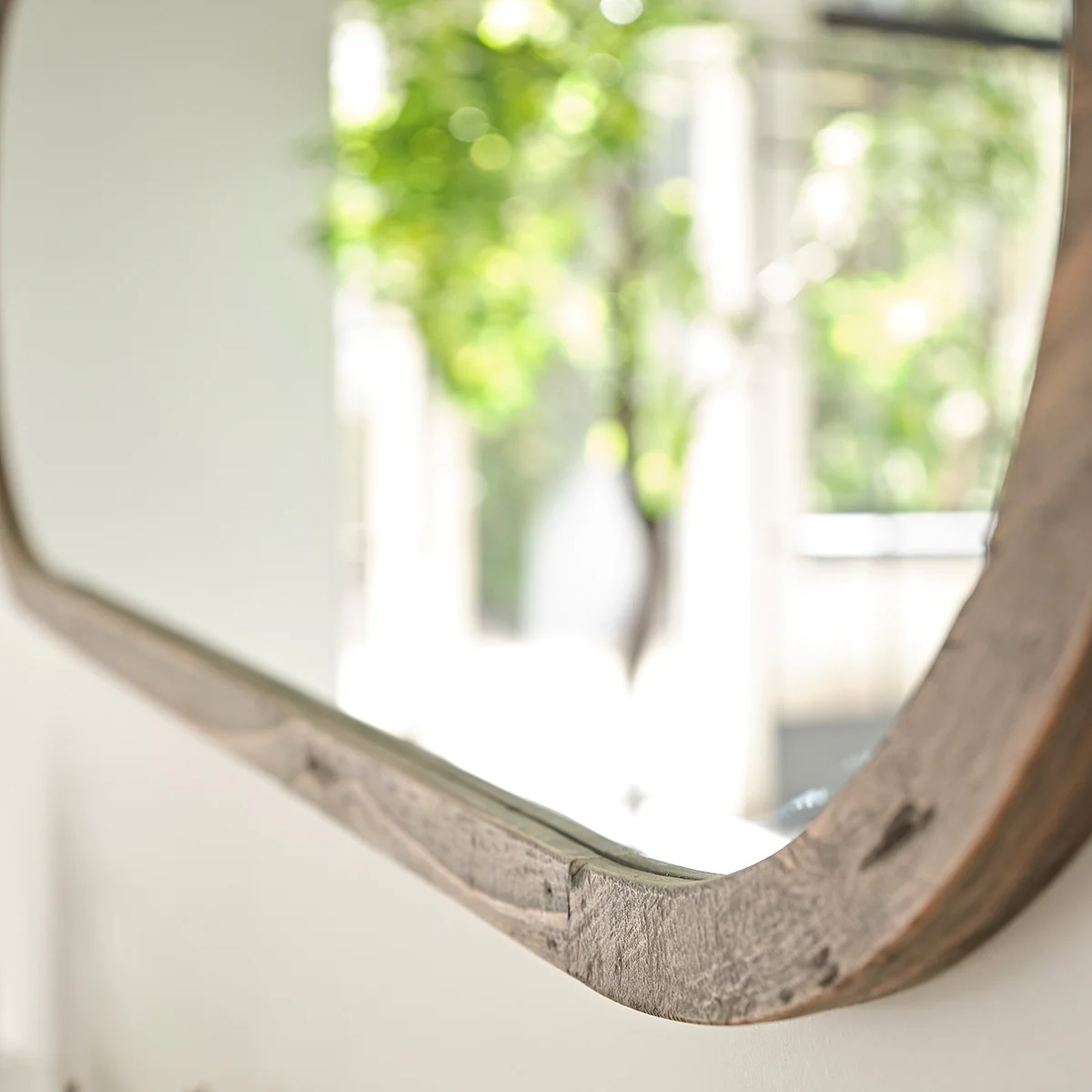 Spiegel aus massivem recyceltem Holz oval 140x50 cm - Image 4