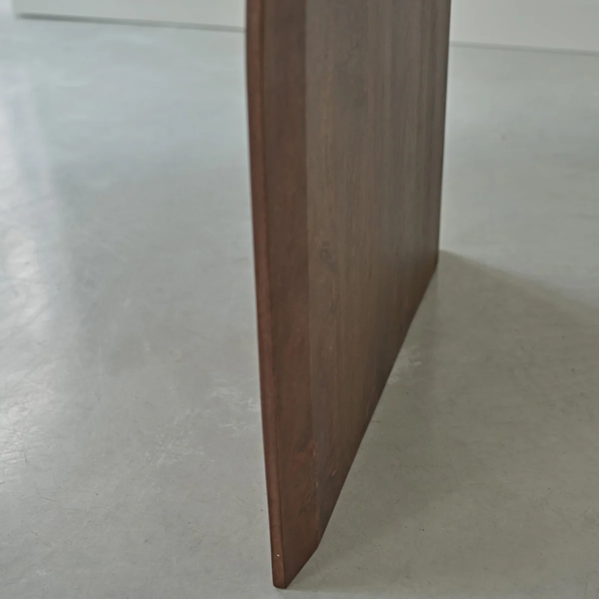 Tisch aus massivem Mangoholz mit Nussbaum-Oberfläche für 6/8 Pers. - Image 5
