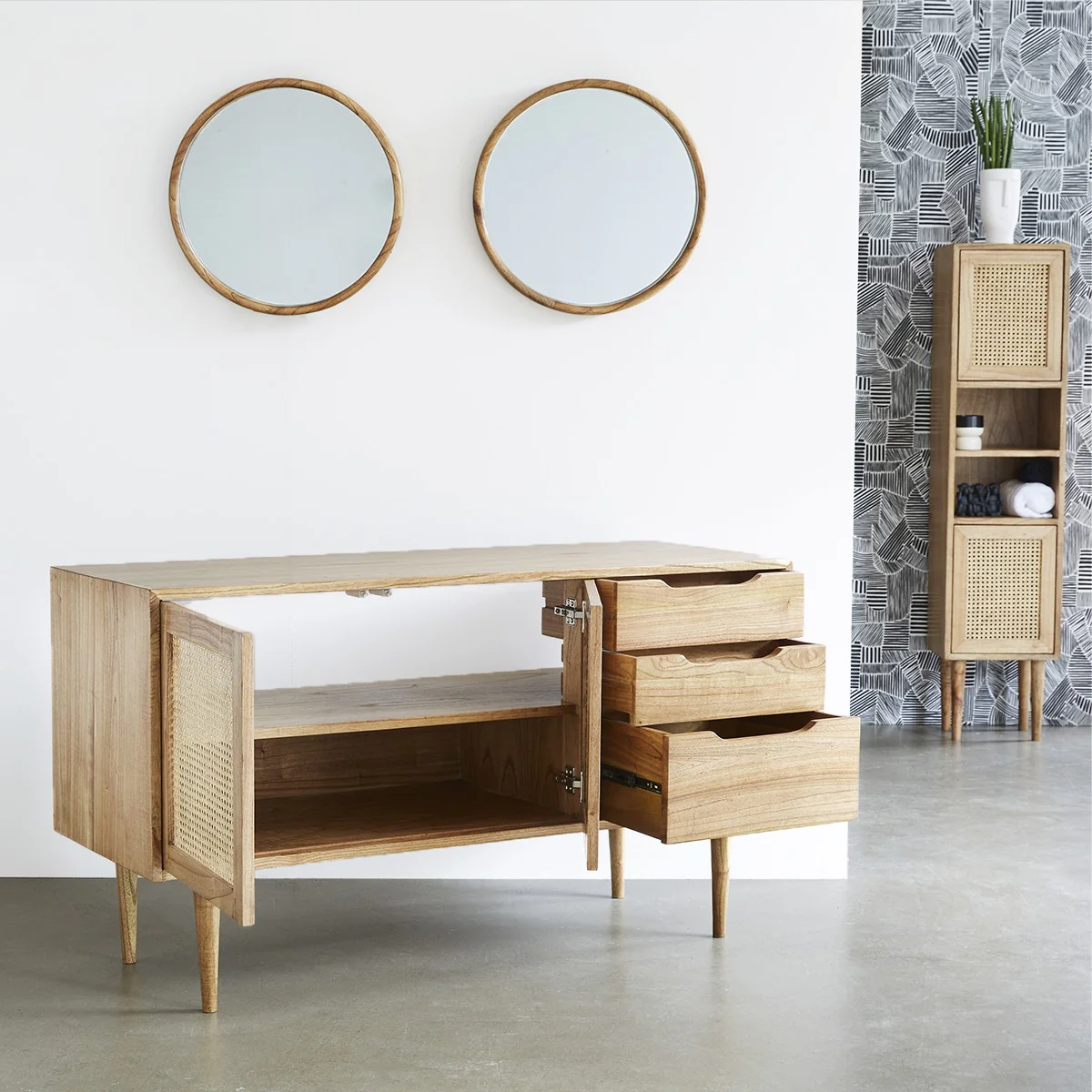 Waschtischunterschrank aus massivem Mindi und mit Rohrgeflecht 135 cm - Image 4